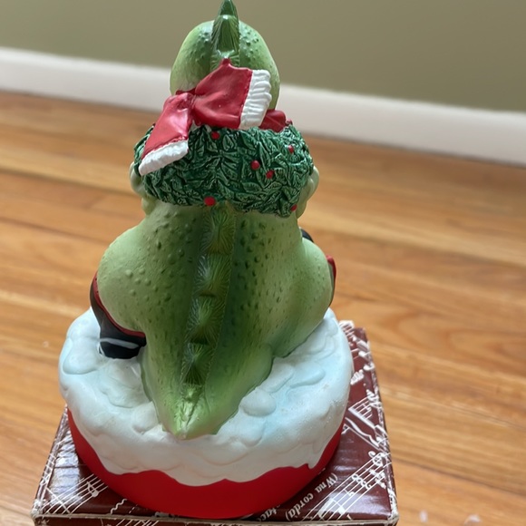 SALE Dinosaur Holiday Wind up Musical Figurine - Picture 3 of 6